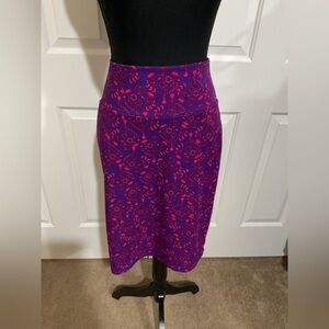 LuLaRoe M Purple and Pink Cassie Skirt